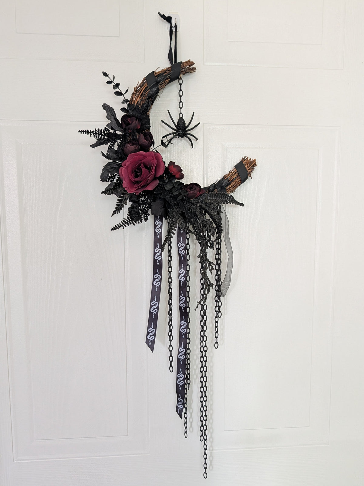 Red and Black Spider Wreath 9"