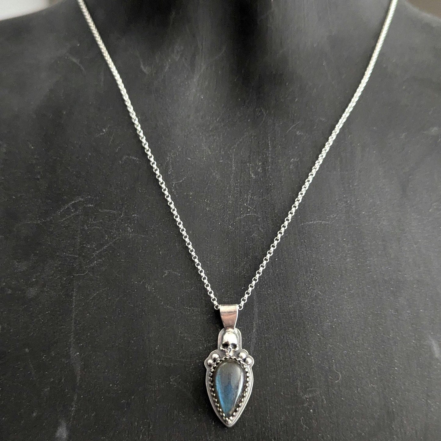 925 Sterling Silver Blue Labradorite Skull Pendant Necklace - 18"