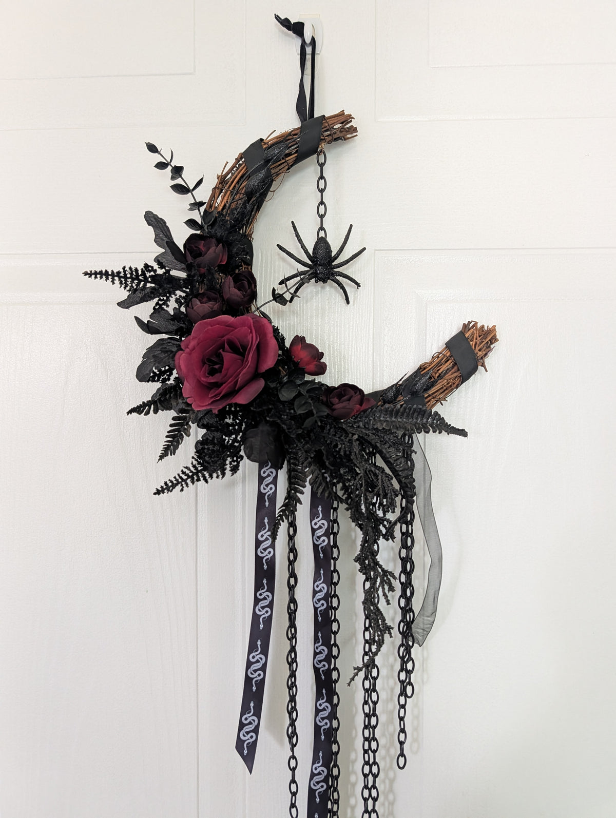 Red and Black Spider Wreath 9"