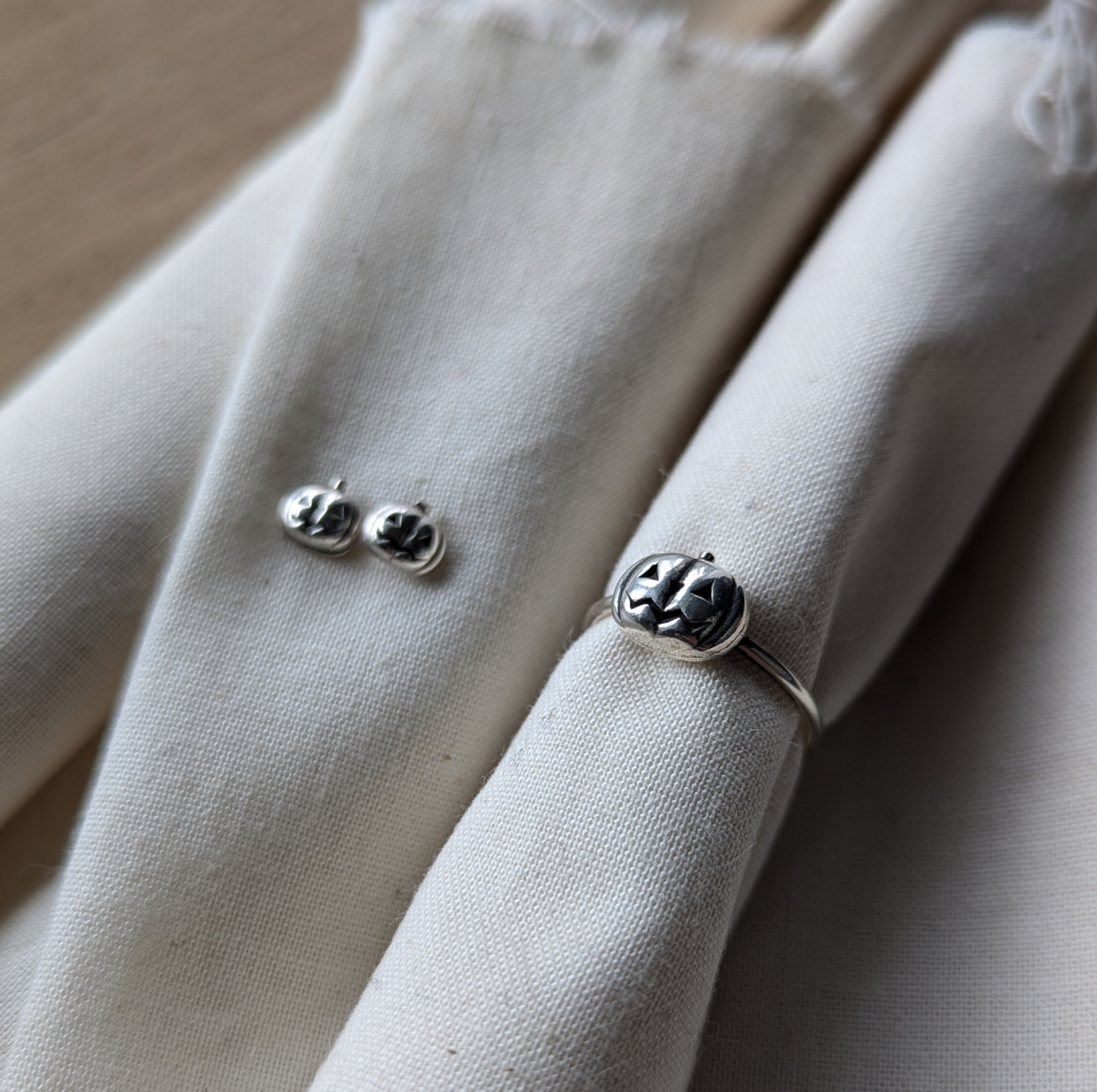 925 Sterling Silver Pumpkin Studs | Spooky Halloween | Jack O' Lantern Jack-o'-lantern | Earring Studs