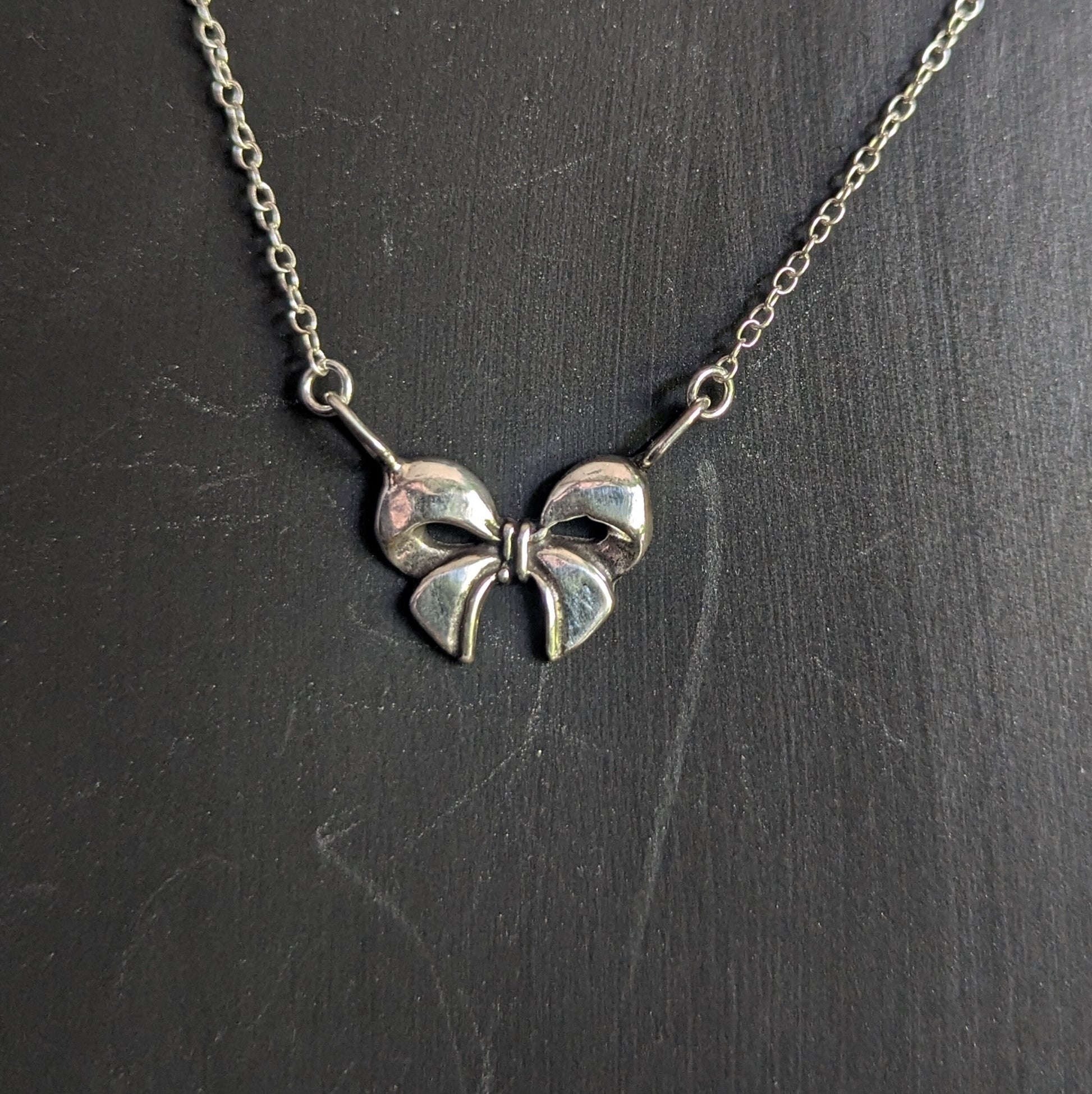 925 Sterling Silver Coquette Bow Pendant Necklace - 18"