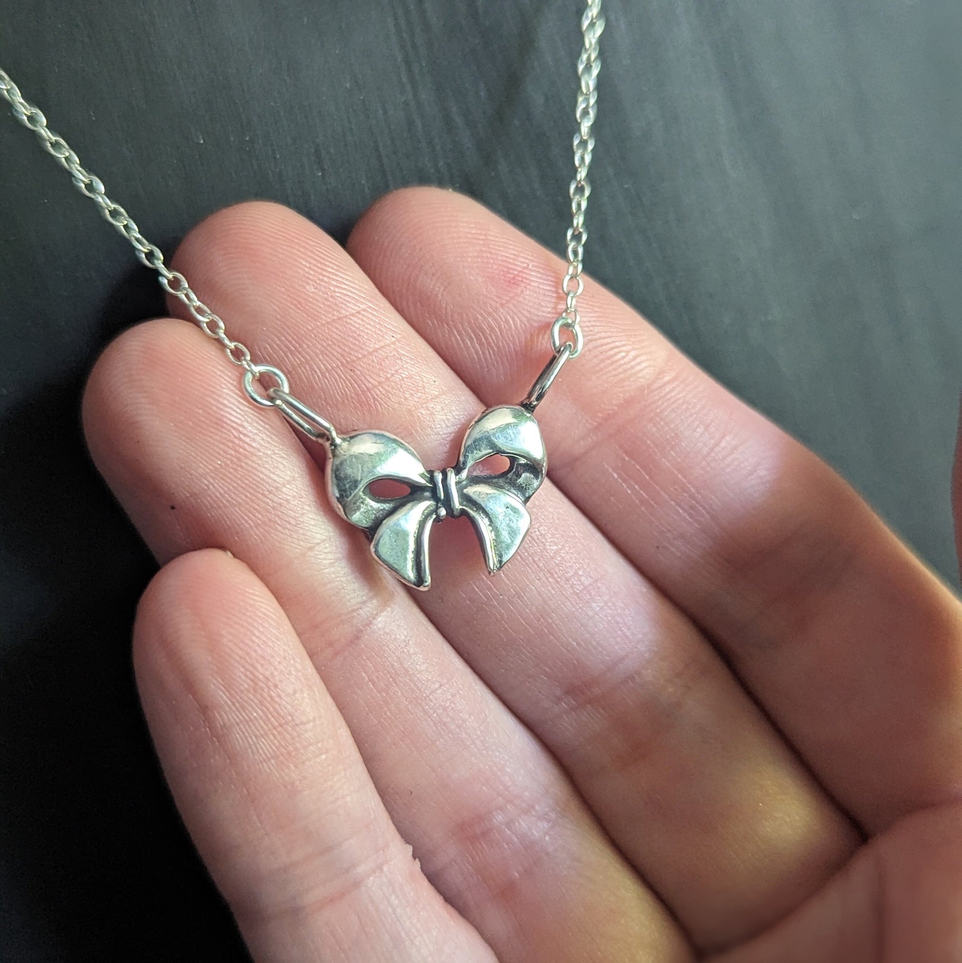 925 Sterling Silver Coquette Bow Pendant Necklace - 18"