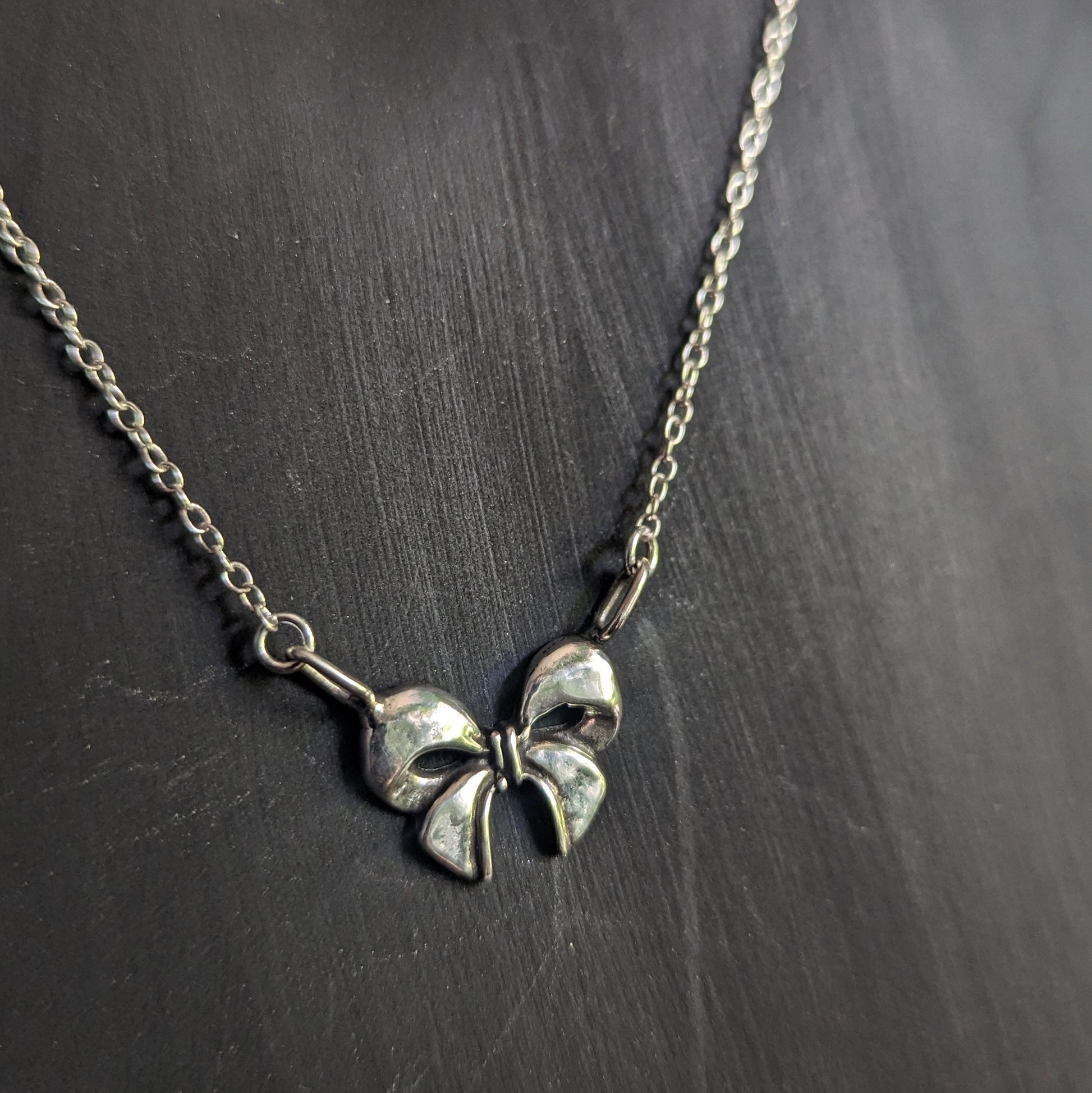 925 Sterling Silver Coquette Bow Pendant Necklace - 18"