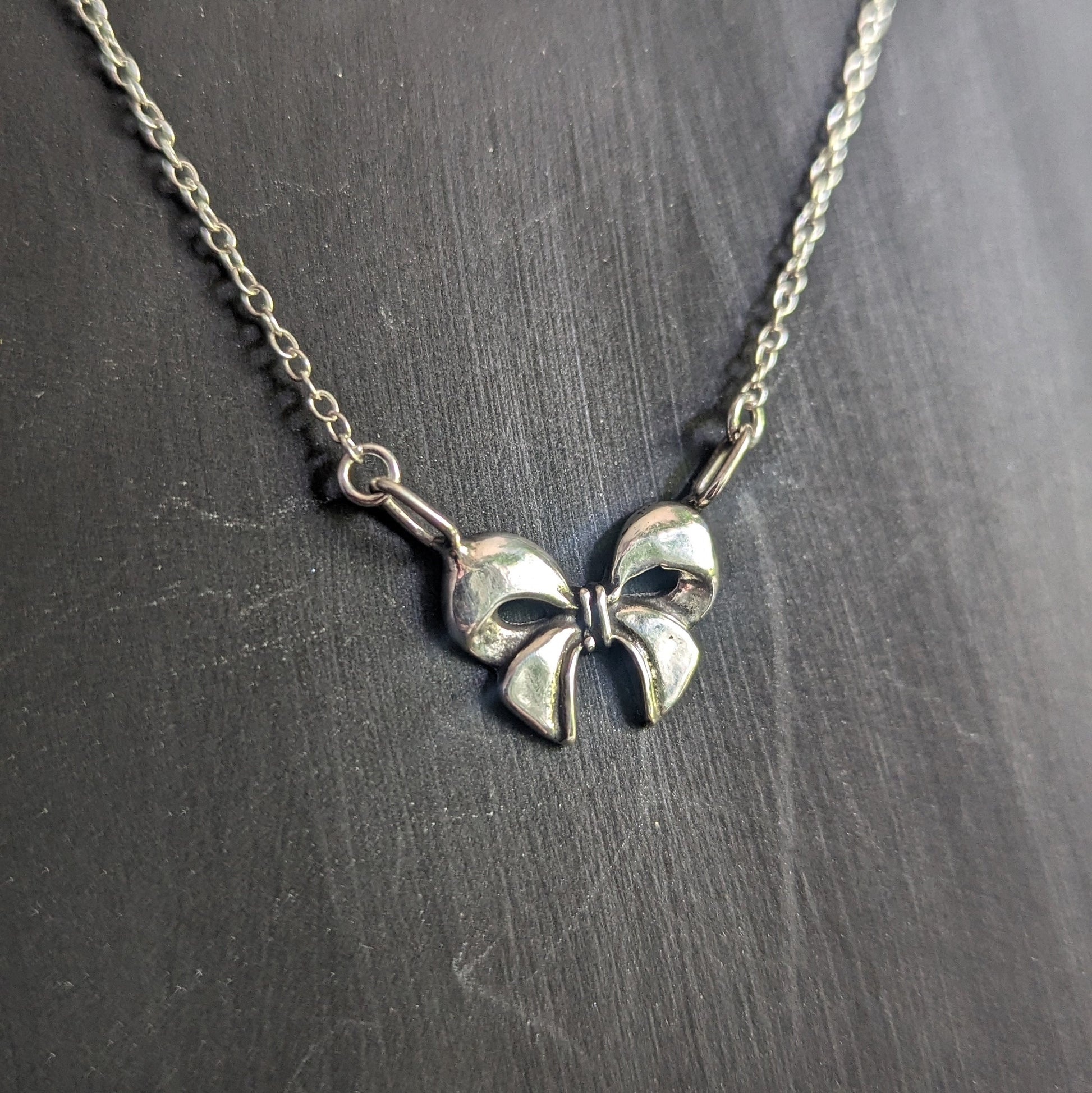 925 Sterling Silver Coquette Bow Pendant Necklace - 18"
