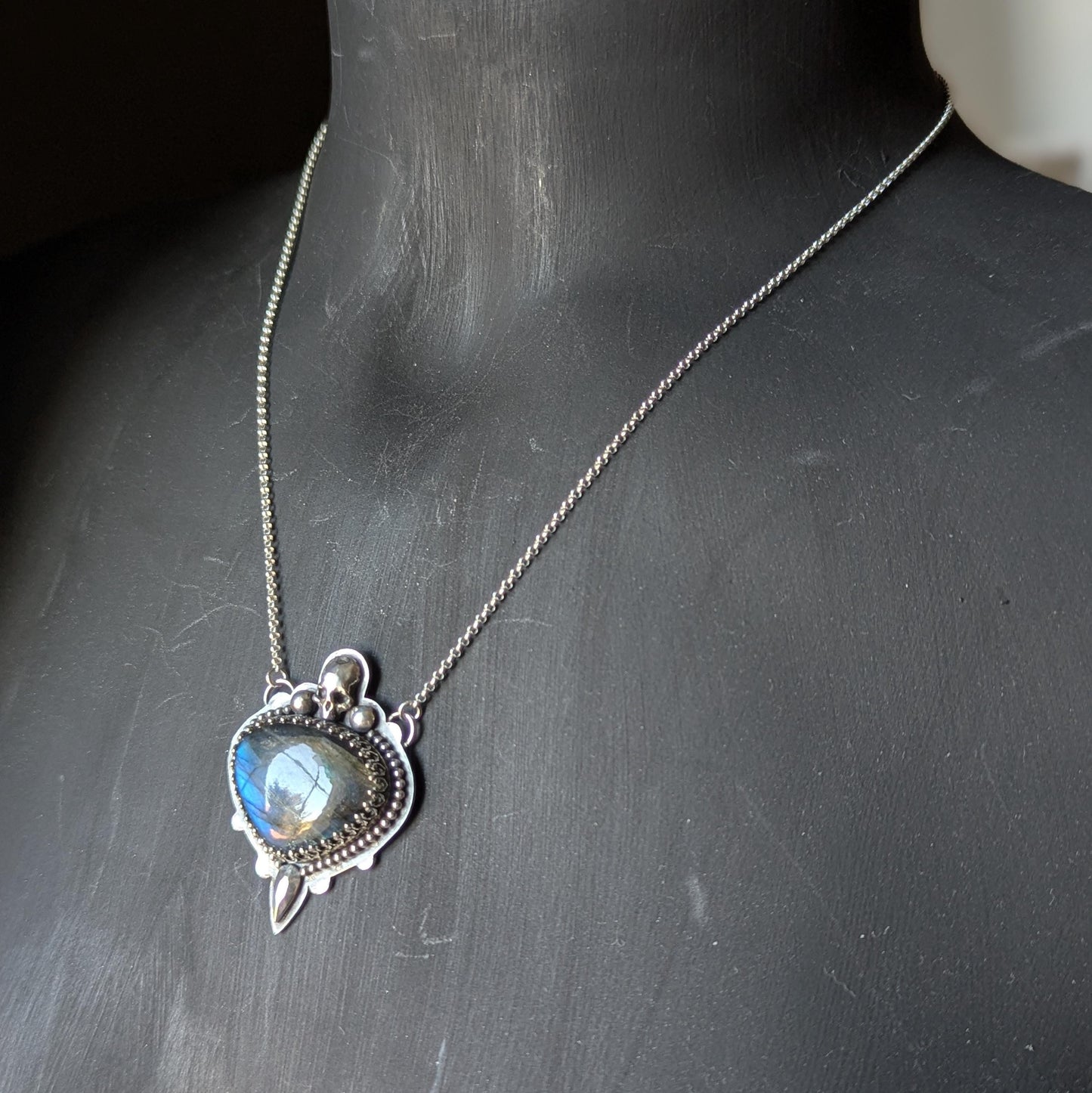 925 Sterling Silver Blue Labradorite Skull Pendant Necklace - 18"