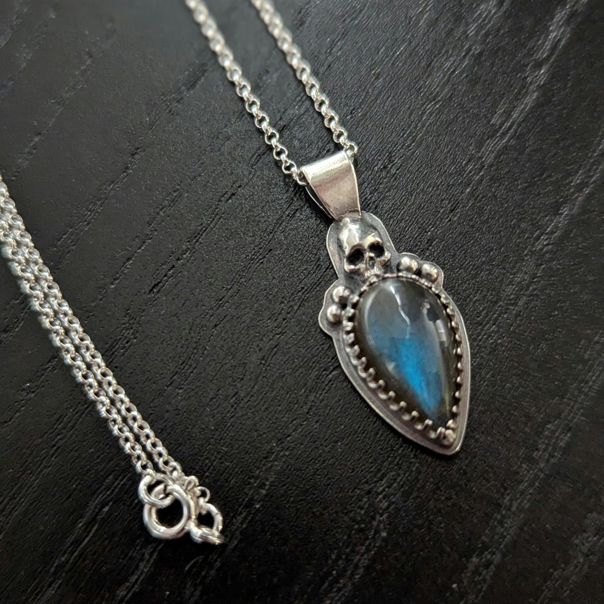 925 Sterling Silver Blue Labradorite Skull Pendant Necklace - 18"
