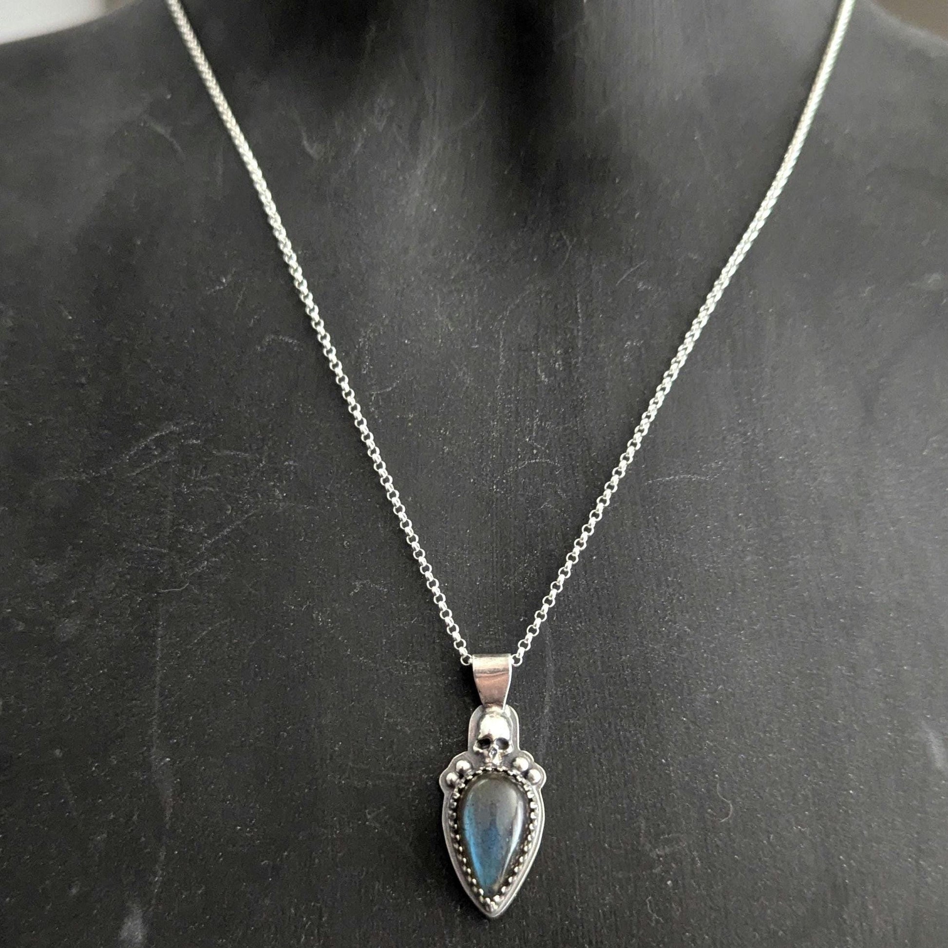 925 Sterling Silver Blue Labradorite Skull Pendant Necklace - 18"