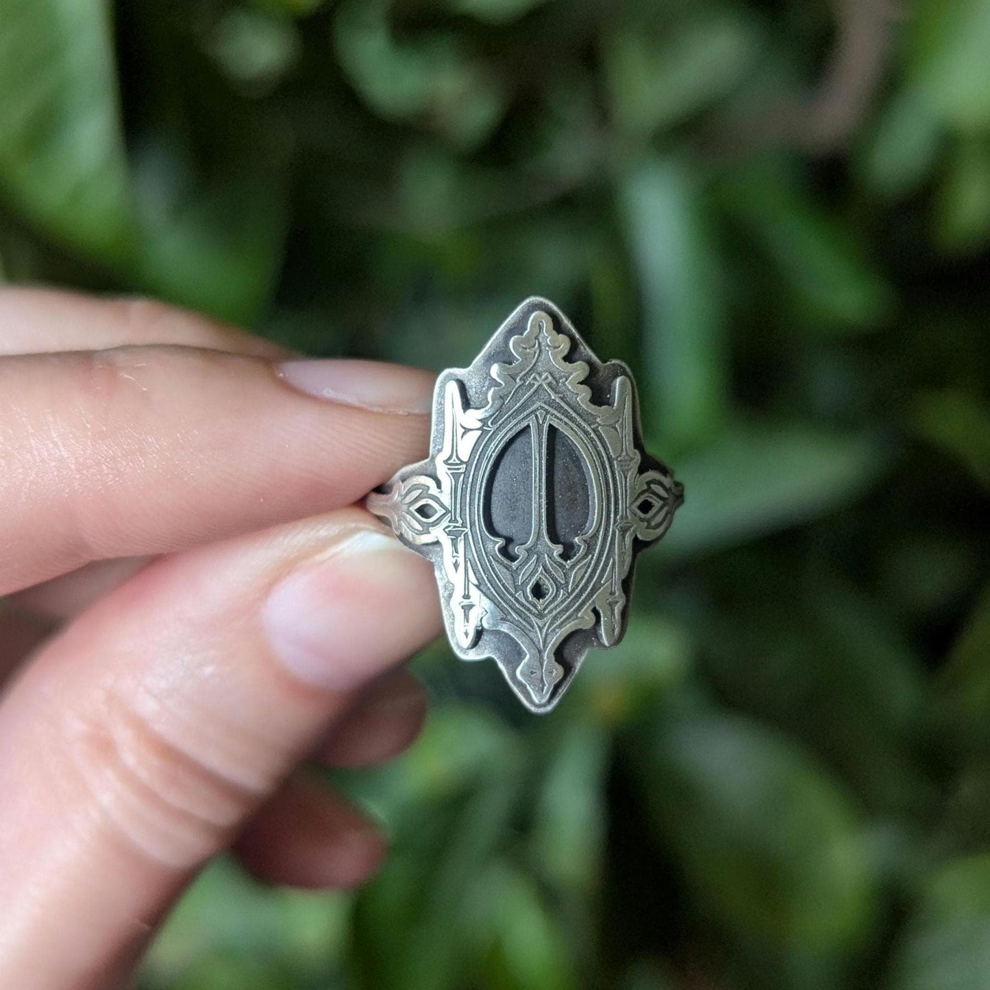 925 Sterling Silver Gothic Window Engraved Ring | US/CA Size 7