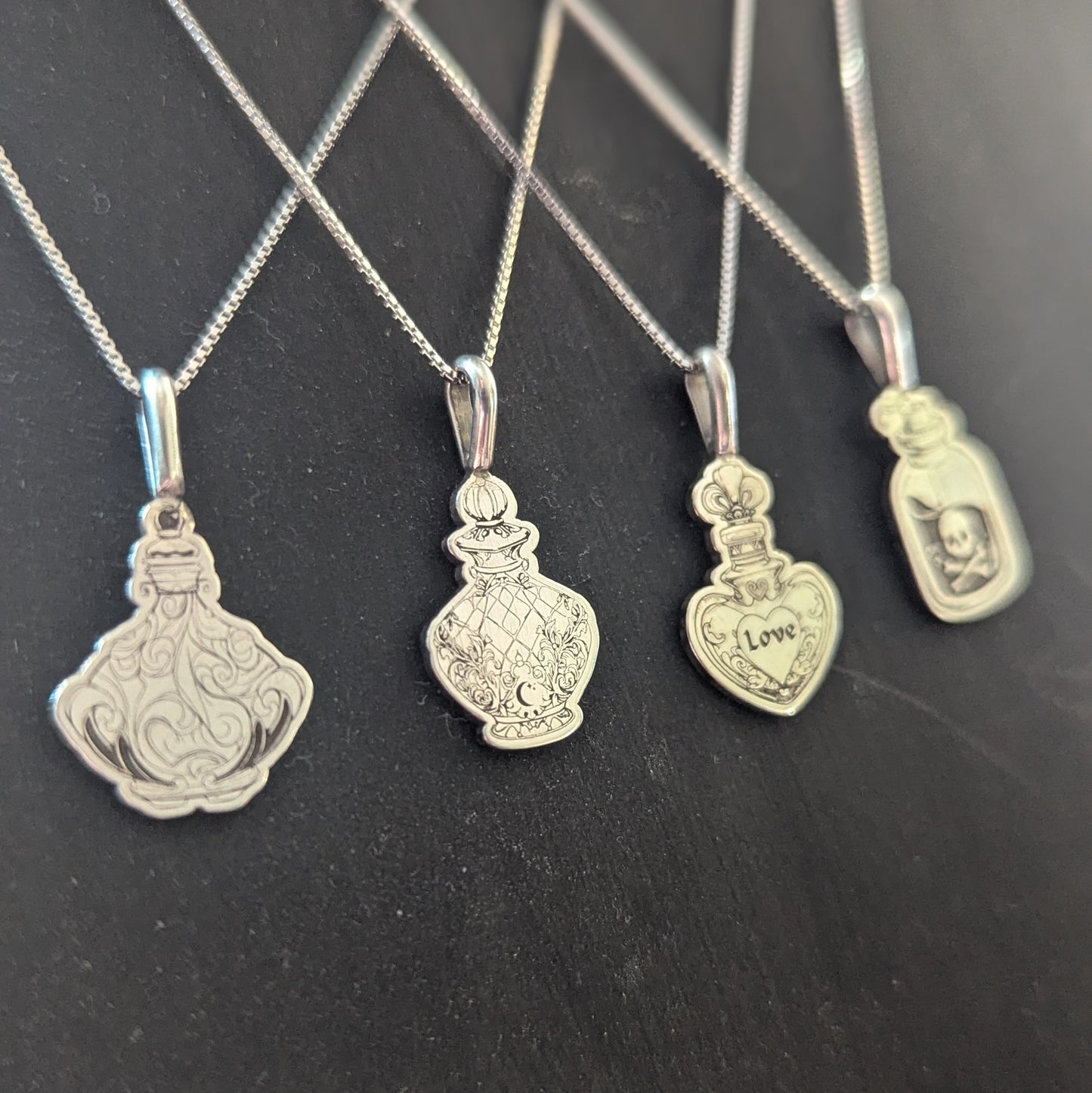 Witches Brew Candle - Potion Jewelry Collection