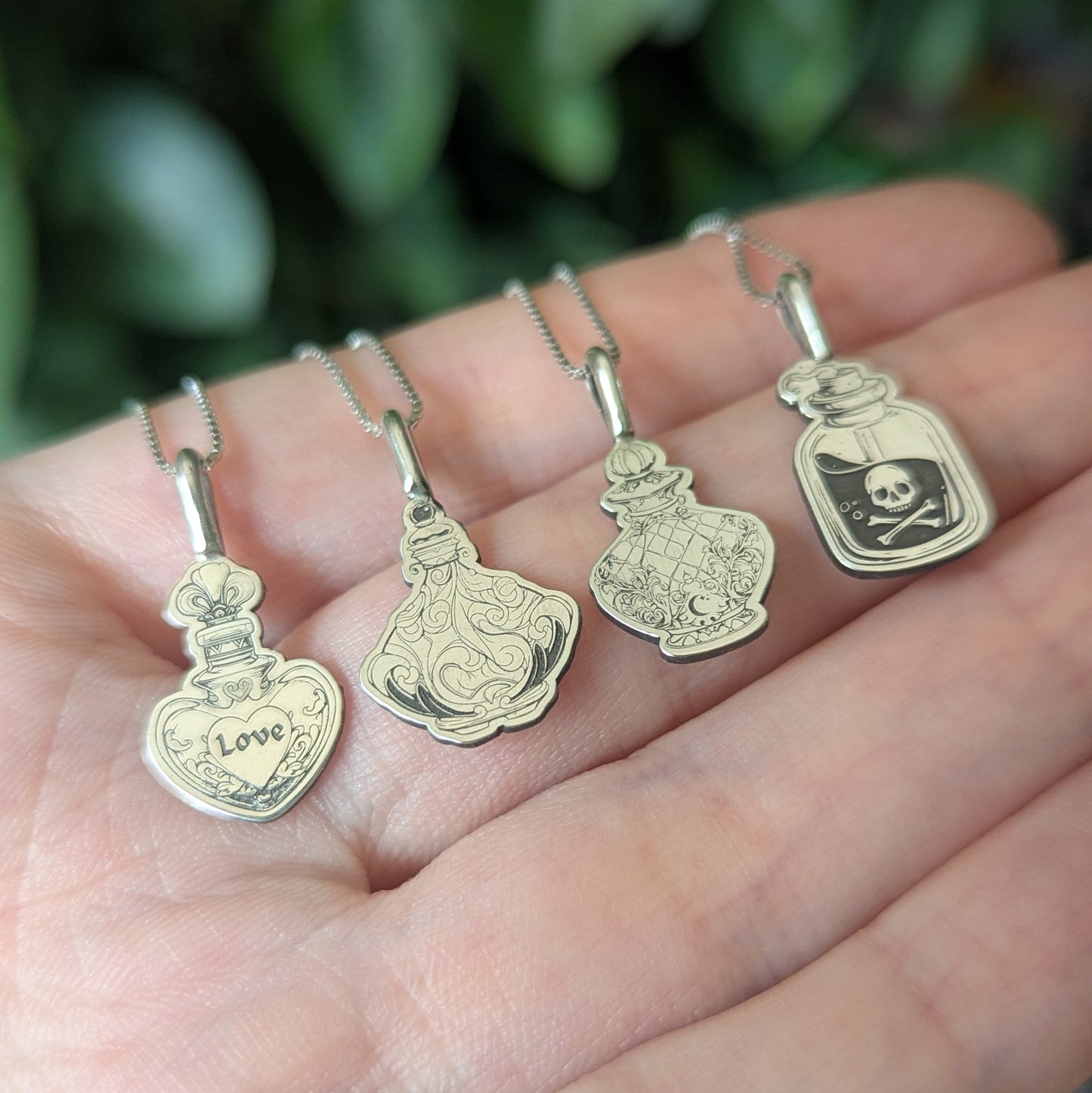 Witches Brew Candle - Potion Jewelry Collection