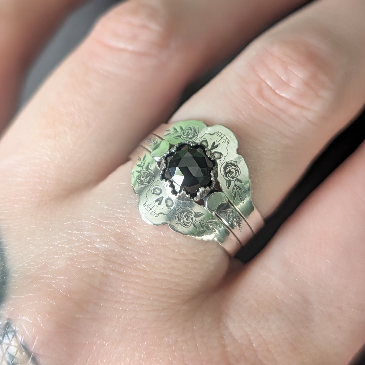 Sterling Silver Rose Skull Ring Set