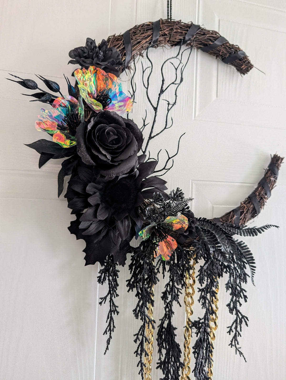 Black and Gold Wreath 14"