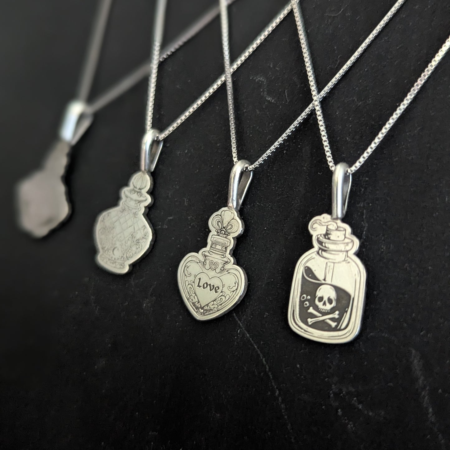 Witches Brew Candle - Potion Jewelry Collection