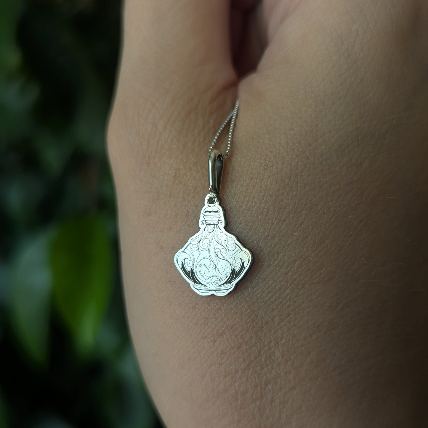 Witches Brew Candle - Potion Jewelry Collection