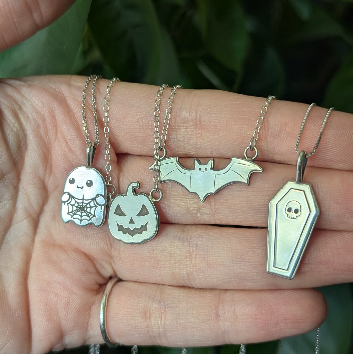 Halloween Crumble Candle - Spooky Jewelry Collection