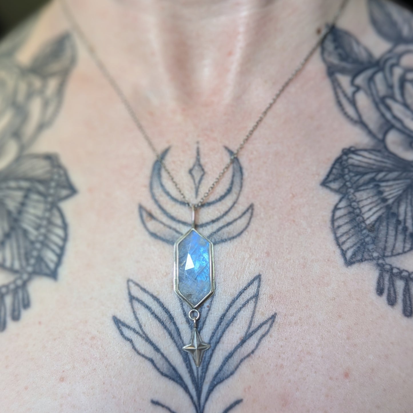 925 Sterling Silver Rainbow Moonstone Celestial Star Dainty Pendant Necklace | 18"