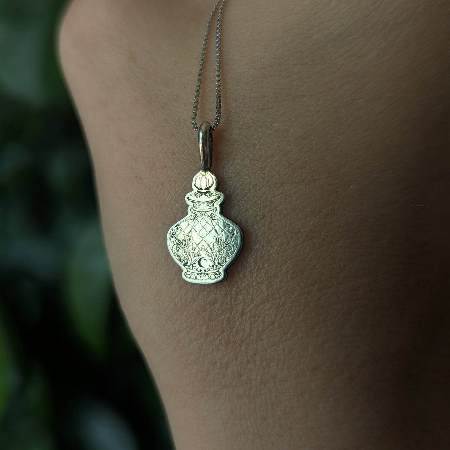 Witches Brew Candle - Potion Jewelry Collection